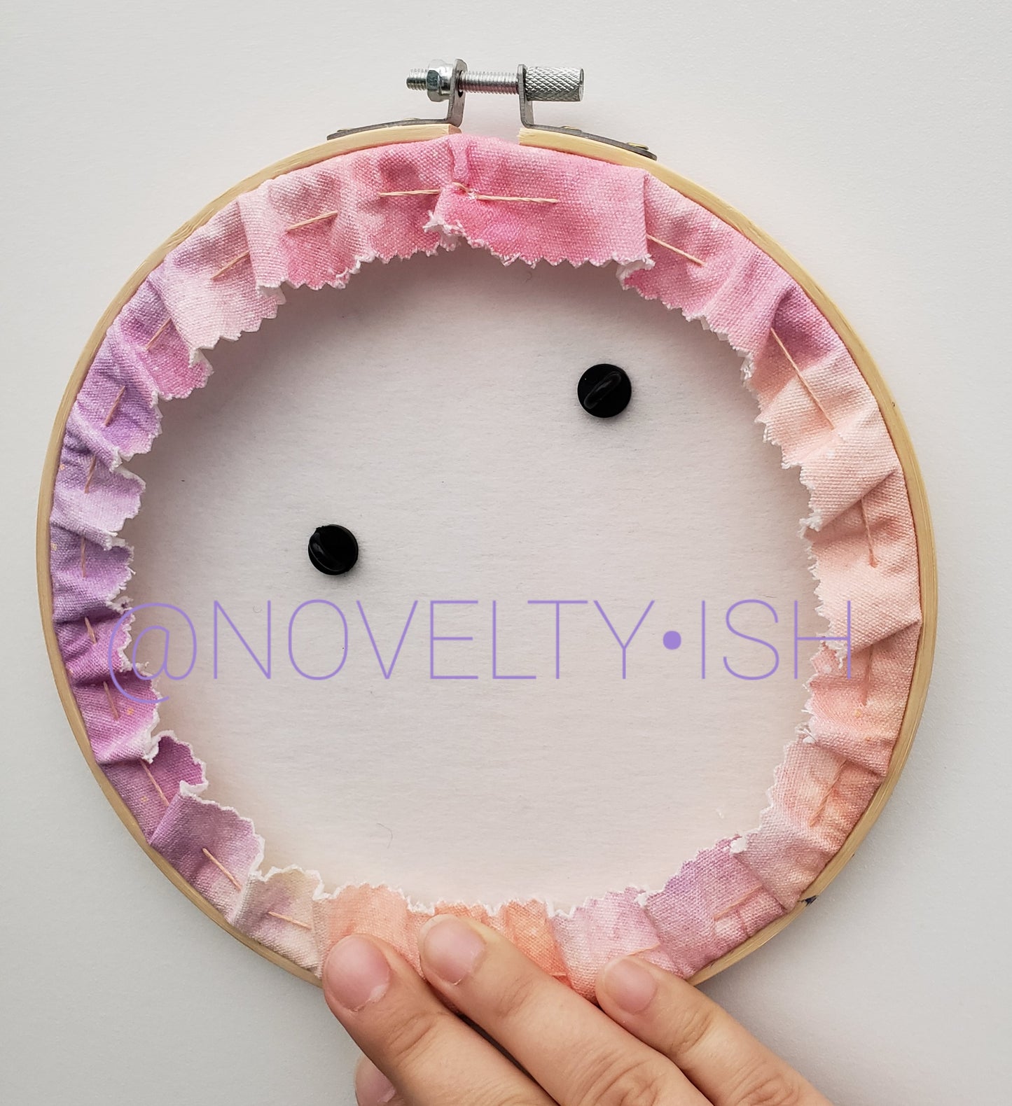 Enamel Pin Display Hoop - Medium - Novelty•ish