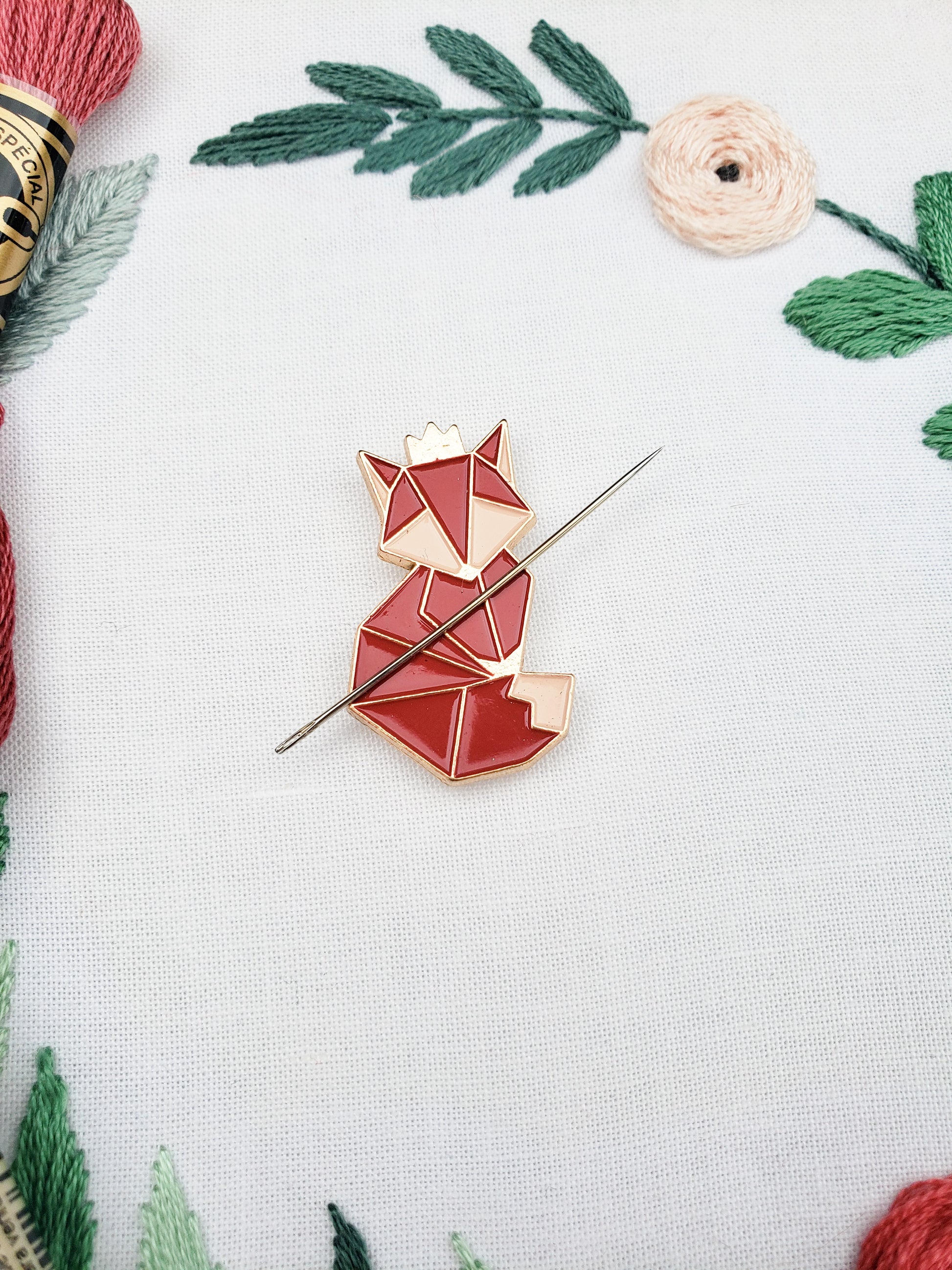 Geometric Fox Needle Minder - Novelty•ish