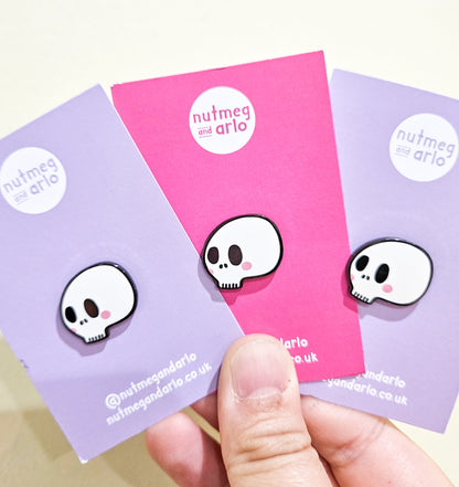 Cutesy Skull Enamel Pin - Novelty•ish