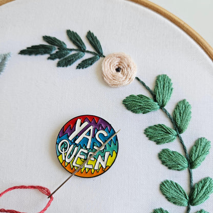 Yas Queen Needle Minder - Novelty•ish