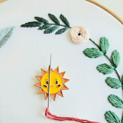 Happy Sun Needle Minder - Novelty•ish