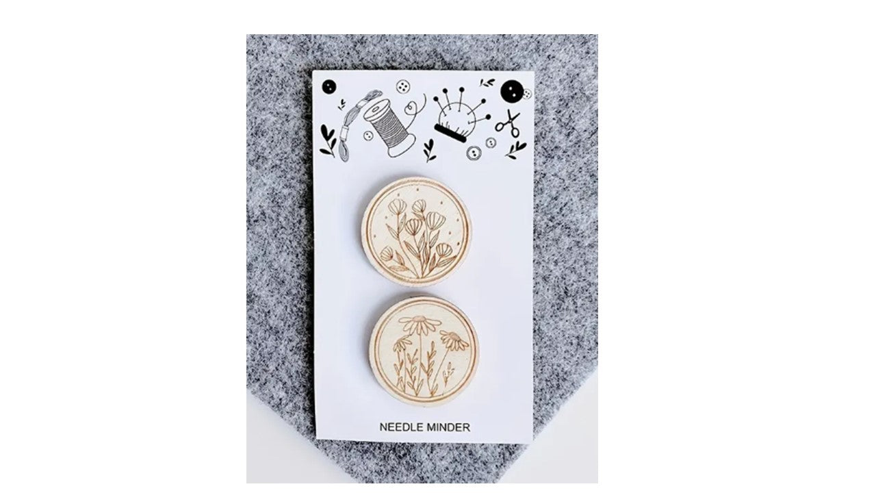 Cute Wooden Needle Minder - Novelty•ish